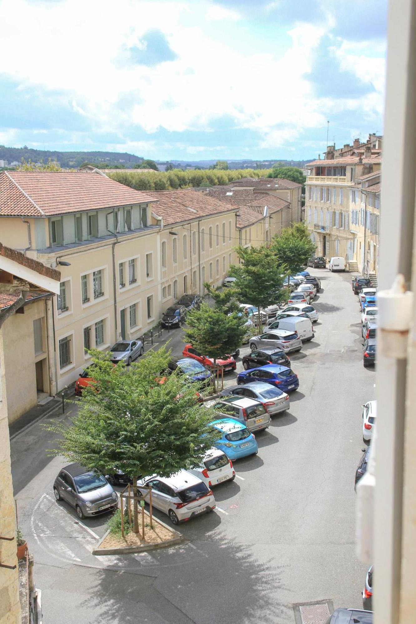 Villaret - Tres Spacieux En Coeur De Ville Auch Exterior photo